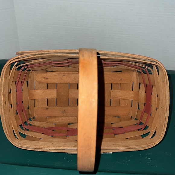 Longaberger 1990 gingerbread basket - Picture 2 of 3